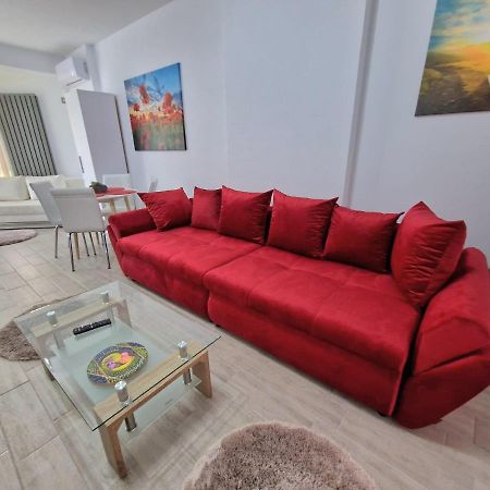 Apartamento Red.96 Năvodari Exterior foto